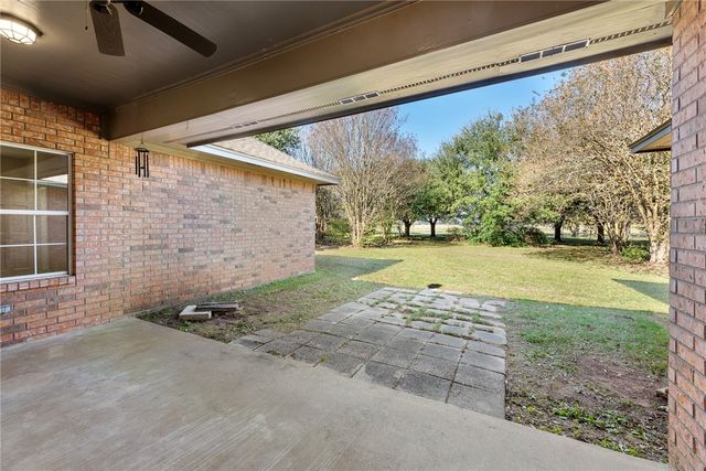 417 West Morgan Street, Franklin, TX 77856