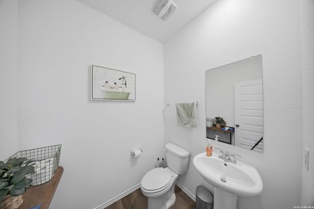 418 RUSTIC GRV, Boerne, TX 78006