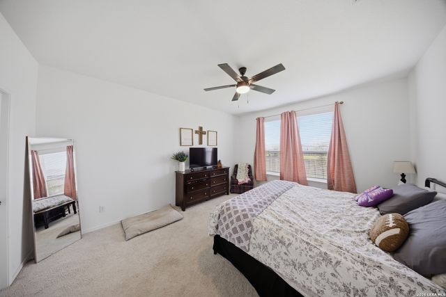 418 RUSTIC GRV, Boerne, TX 78006