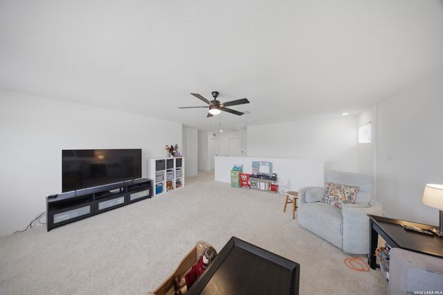 418 RUSTIC GRV, Boerne, TX 78006
