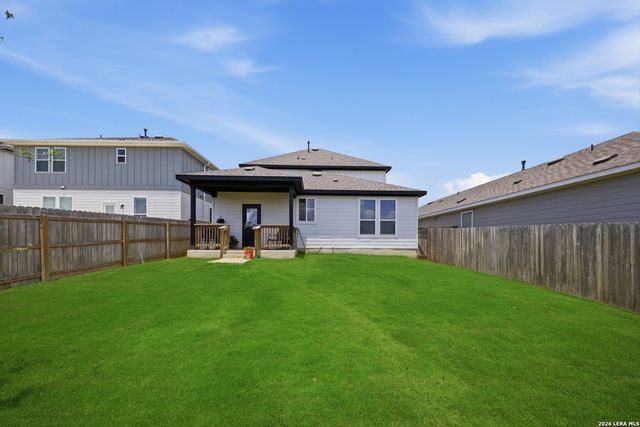 418 RUSTIC GRV, Boerne, TX 78006