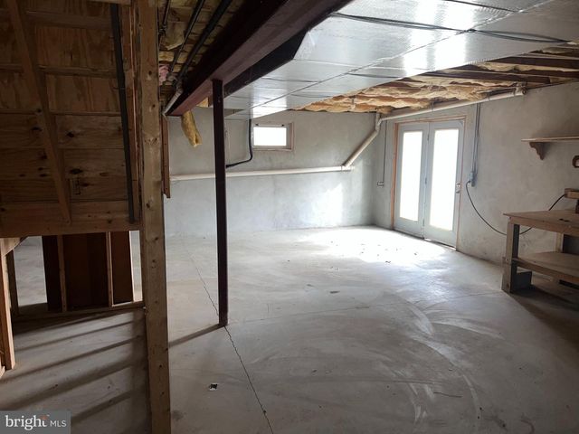 206 HALL DR, Hanover, PA 17331