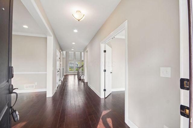 6783 Corna Court, Dublin, OH 43016