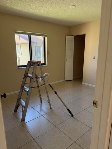 211 PINE HOV Circle A-2, Greenacres, FL 33463