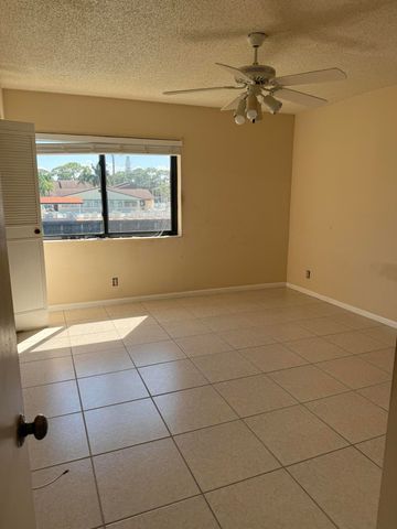 211 PINE HOV Circle A-2, Greenacres, FL 33463
