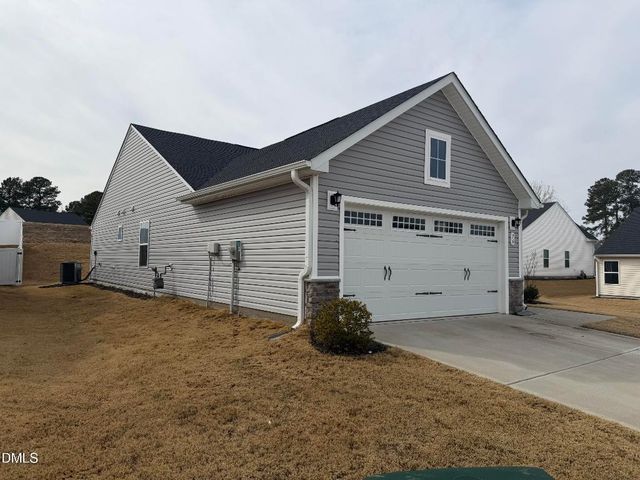 36 Highview Court, Fuquay Varina, NC 27526