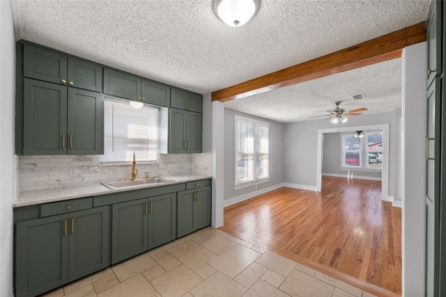 2724 E 12th Street, Fort Worth, TX 76111