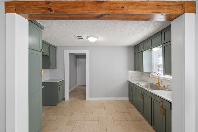 2724 E 12th Street, Fort Worth, TX 76111