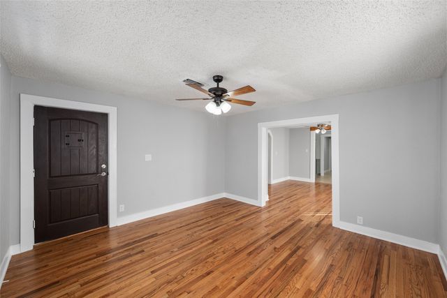 2724 E 12th Street, Fort Worth, TX 76111