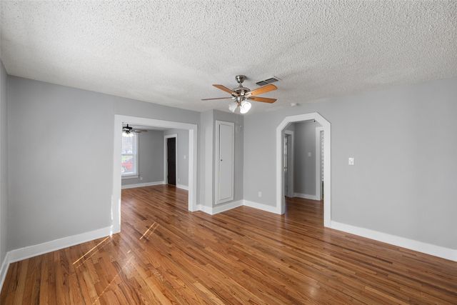 2724 E 12th Street, Fort Worth, TX 76111