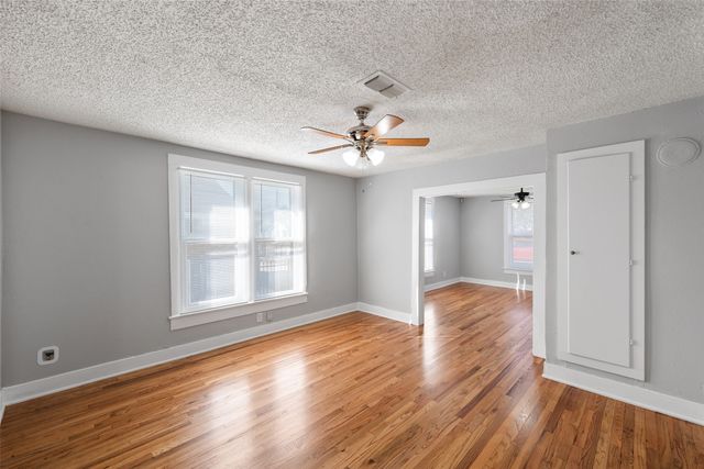 2724 E 12th Street, Fort Worth, TX 76111