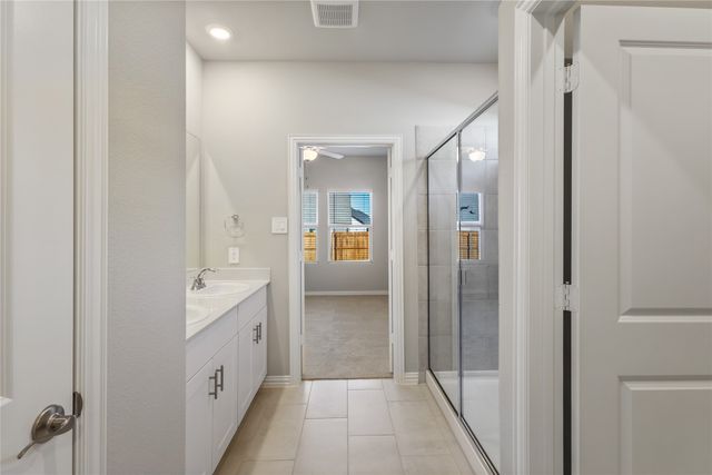 510 Clover Creek Drive, Mckinney, TX 75071