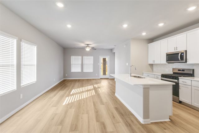 510 Clover Creek Drive, Mckinney, TX 75071