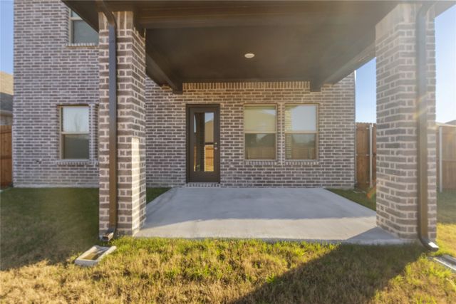 510 Clover Creek Drive, Mckinney, TX 75071