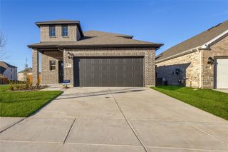 510 Clover Creek Drive, Mckinney, TX 75071