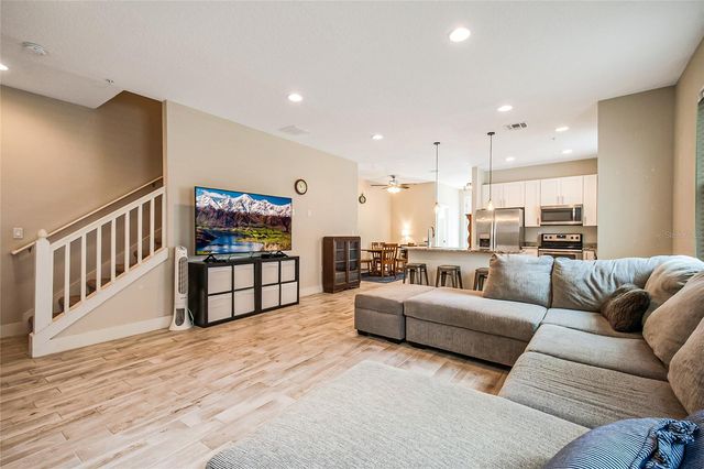 2121 E KALEY AVENUE 1, Orlando, FL 32806