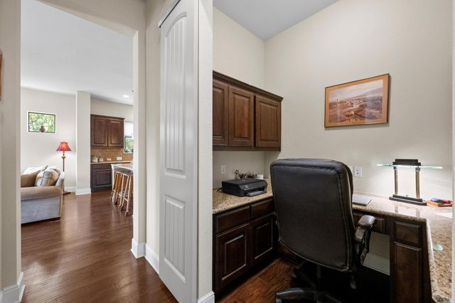 29 Prestonwood CIR, Lakeway, TX 78734