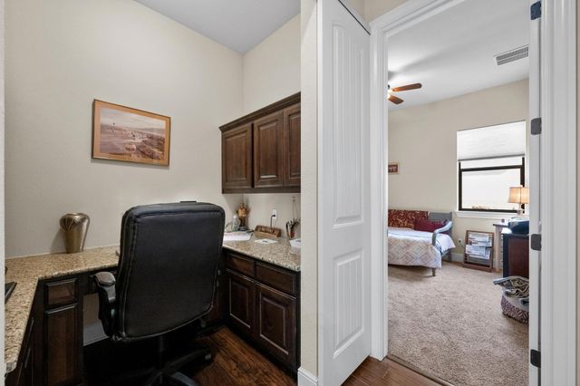 29 Prestonwood CIR, Lakeway, TX 78734