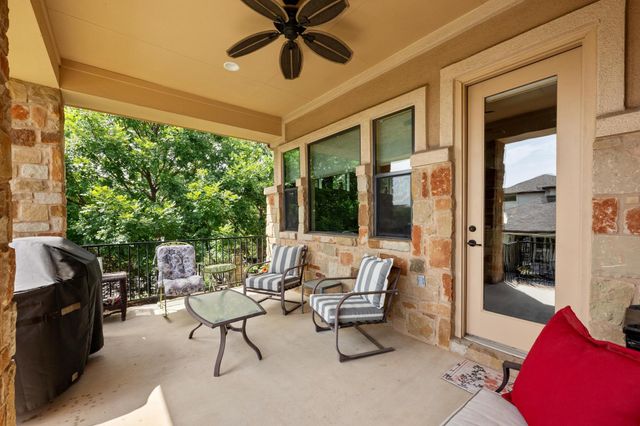 29 Prestonwood CIR, Lakeway, TX 78734