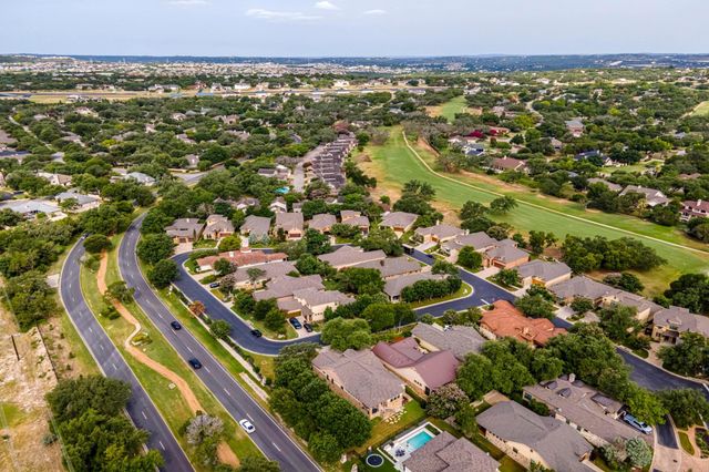 29 Prestonwood CIR, Lakeway, TX 78734