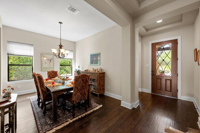 29 Prestonwood CIR, Lakeway, TX 78734