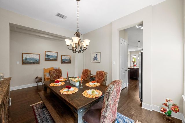 29 Prestonwood CIR, Lakeway, TX 78734