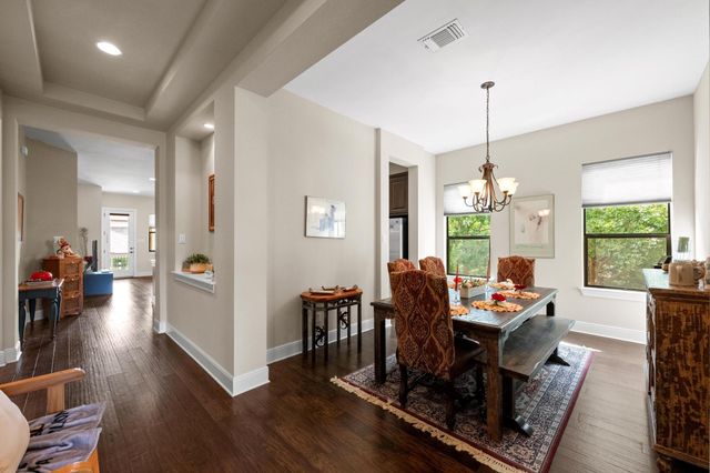 29 Prestonwood CIR, Lakeway, TX 78734
