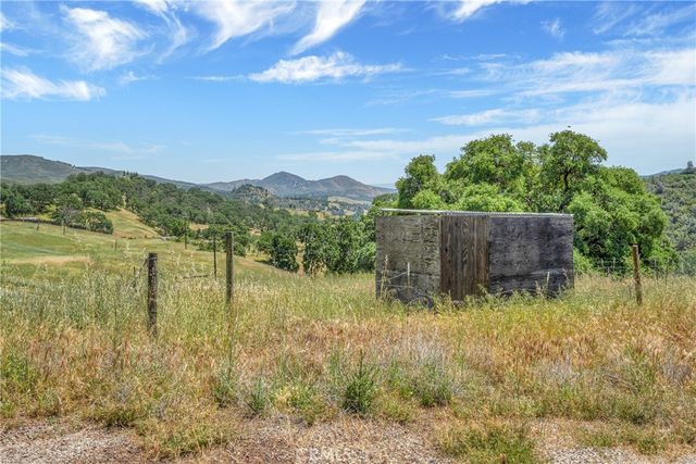 19511 Oak Haven Road, Lower Lake, CA 95457
