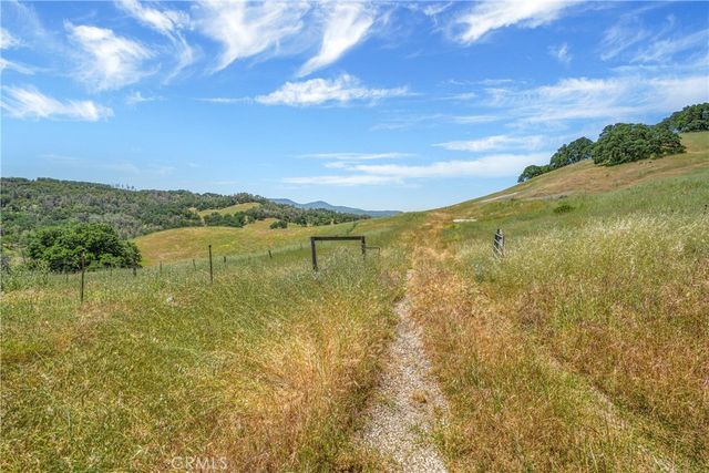 19511 Oak Haven Road, Lower Lake, CA 95457