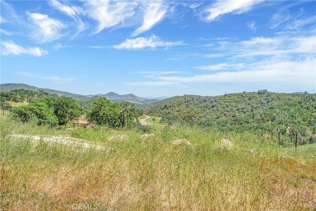 19511 Oak Haven Road, Lower Lake, CA 95457