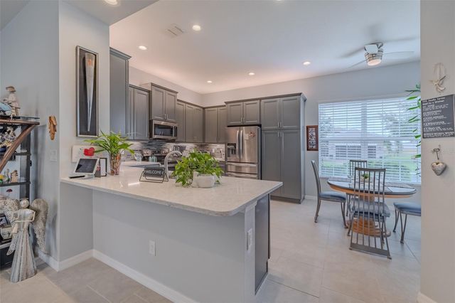4905 SANDY GLEN WAY, Wimauma, FL 33598