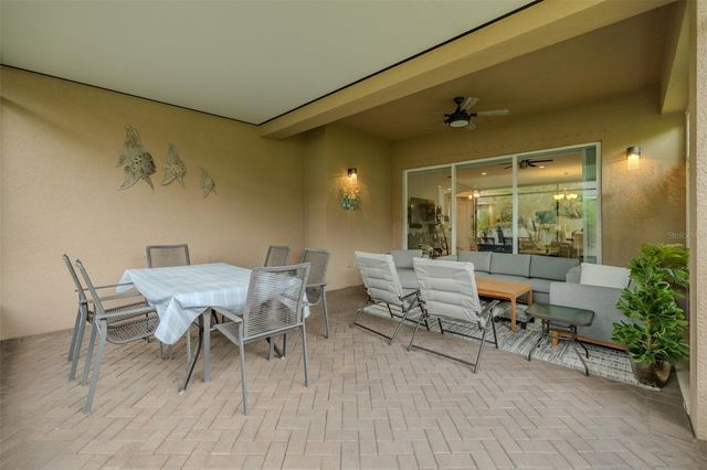 4905 SANDY GLEN WAY, Wimauma, FL 33598