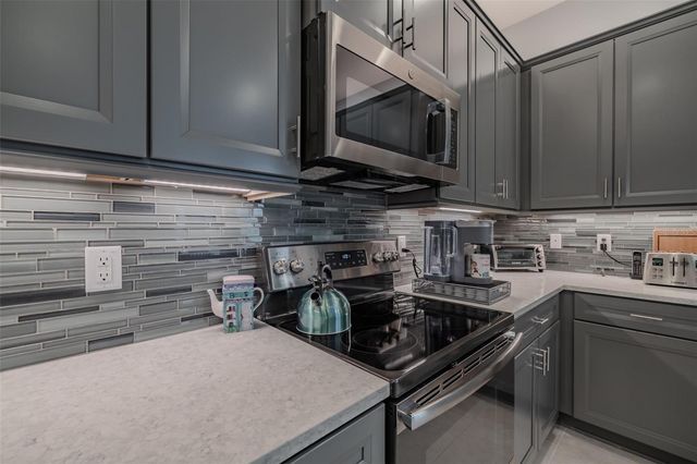 4905 SANDY GLEN WAY, Wimauma, FL 33598