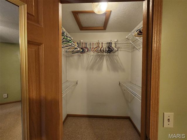 9575 County Road 410, Hannibal, MO 63401