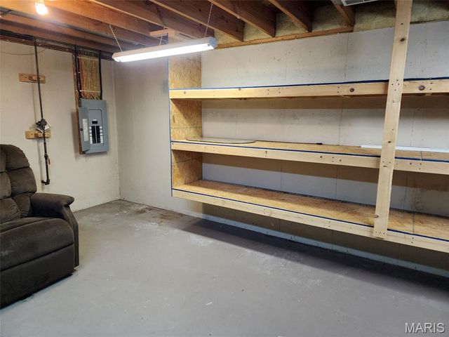 9575 County Road 410, Hannibal, MO 63401