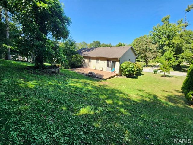 9575 County Road 410, Hannibal, MO 63401