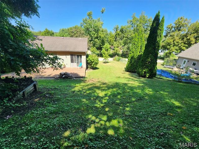 9575 County Road 410, Hannibal, MO 63401