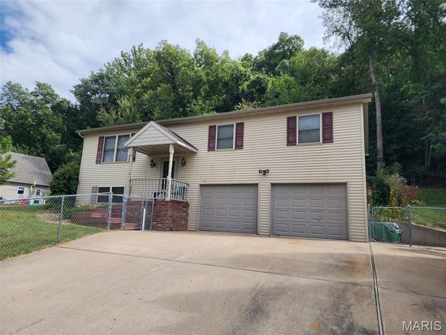 9575 County Road 410, Hannibal, MO 63401