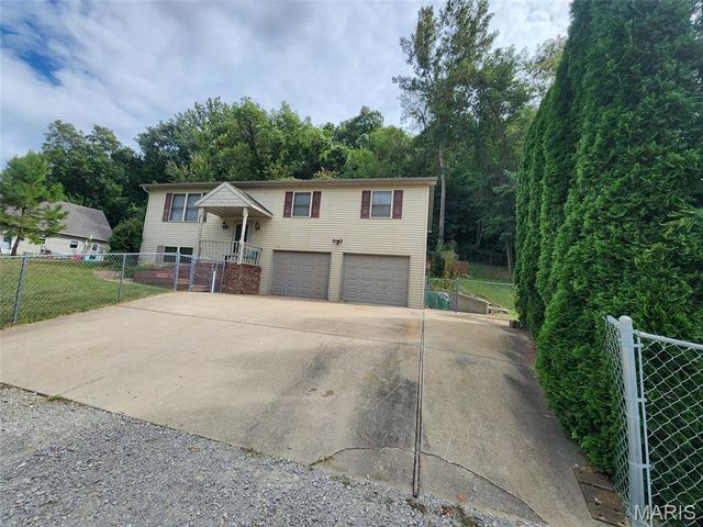 9575 County Road 410, Hannibal, MO 63401