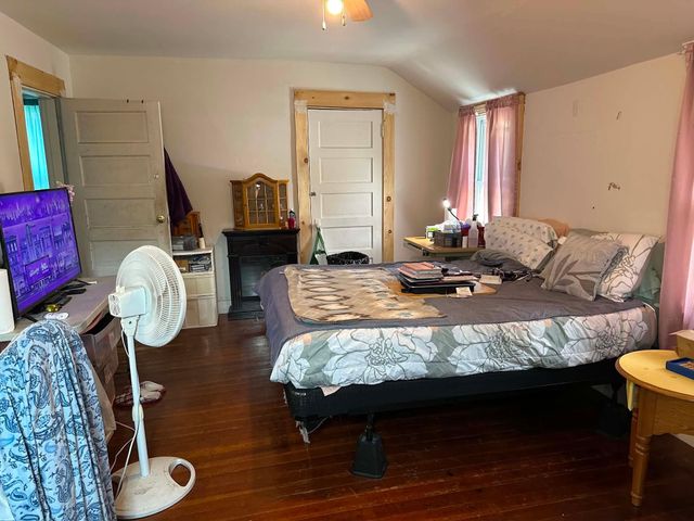 16 Harlow Road, Springfield, VT 05156
