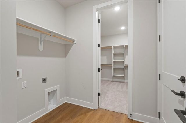 1565 Grayhawk Drive, Basehor, KS 66007