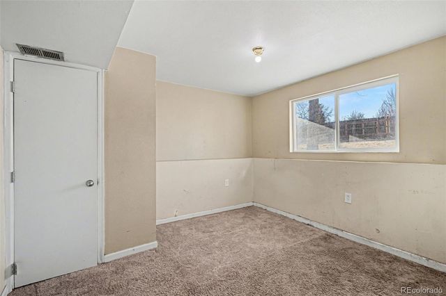 2679 S Memphis Way, Aurora, CO 80013