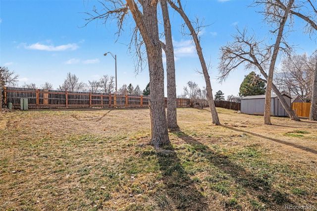 2679 S Memphis Way, Aurora, CO 80013