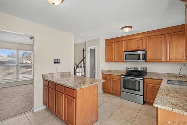 2679 S Memphis Way, Aurora, CO 80013