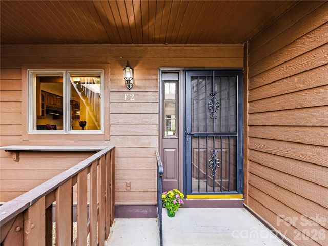 115 Bent Tree Drive F2 + Garage, Hendersonville, NC 28739