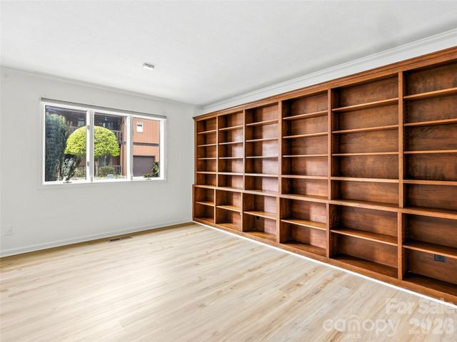 115 Bent Tree Drive F2 + Garage, Hendersonville, NC 28739