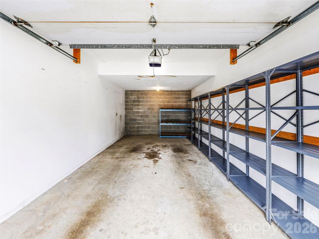 115 Bent Tree Drive F2 + Garage, Hendersonville, NC 28739