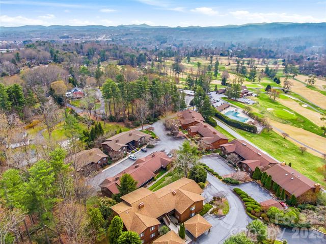 115 Bent Tree Drive F2 + Garage, Hendersonville, NC 28739