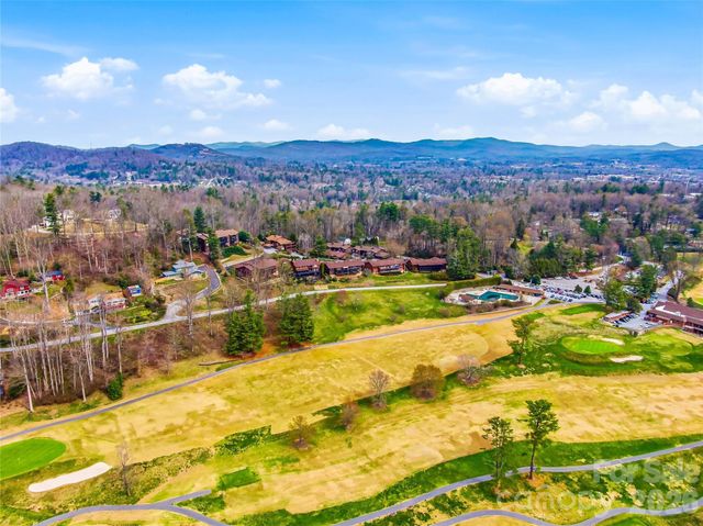 115 Bent Tree Drive F2 + Garage, Hendersonville, NC 28739