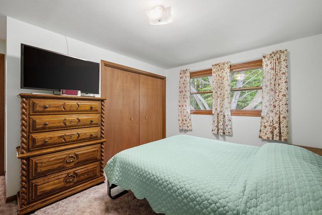 815 Jackson DRIVE, Cleveland, WI 53015